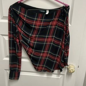 Lauren off shoulder one sleeve top